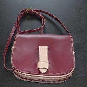 NWOT Banana Republic leather saddle bag